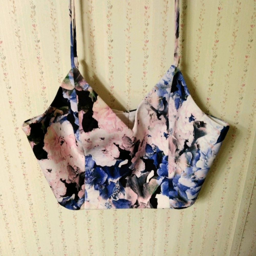 Floral crop top